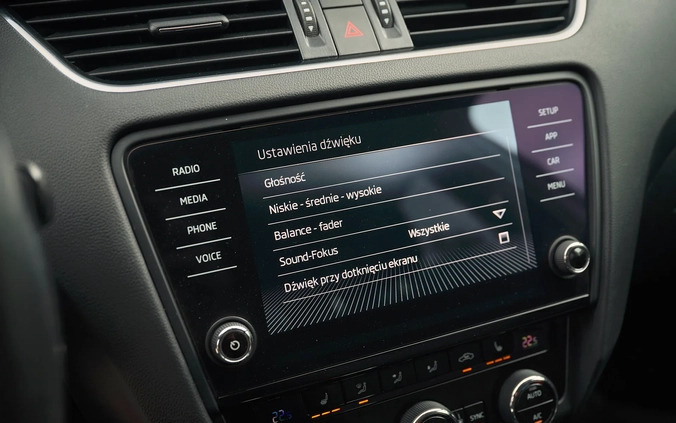 Skoda Octavia cena 55900 przebieg: 205000, rok produkcji 2017 z Płock małe 781